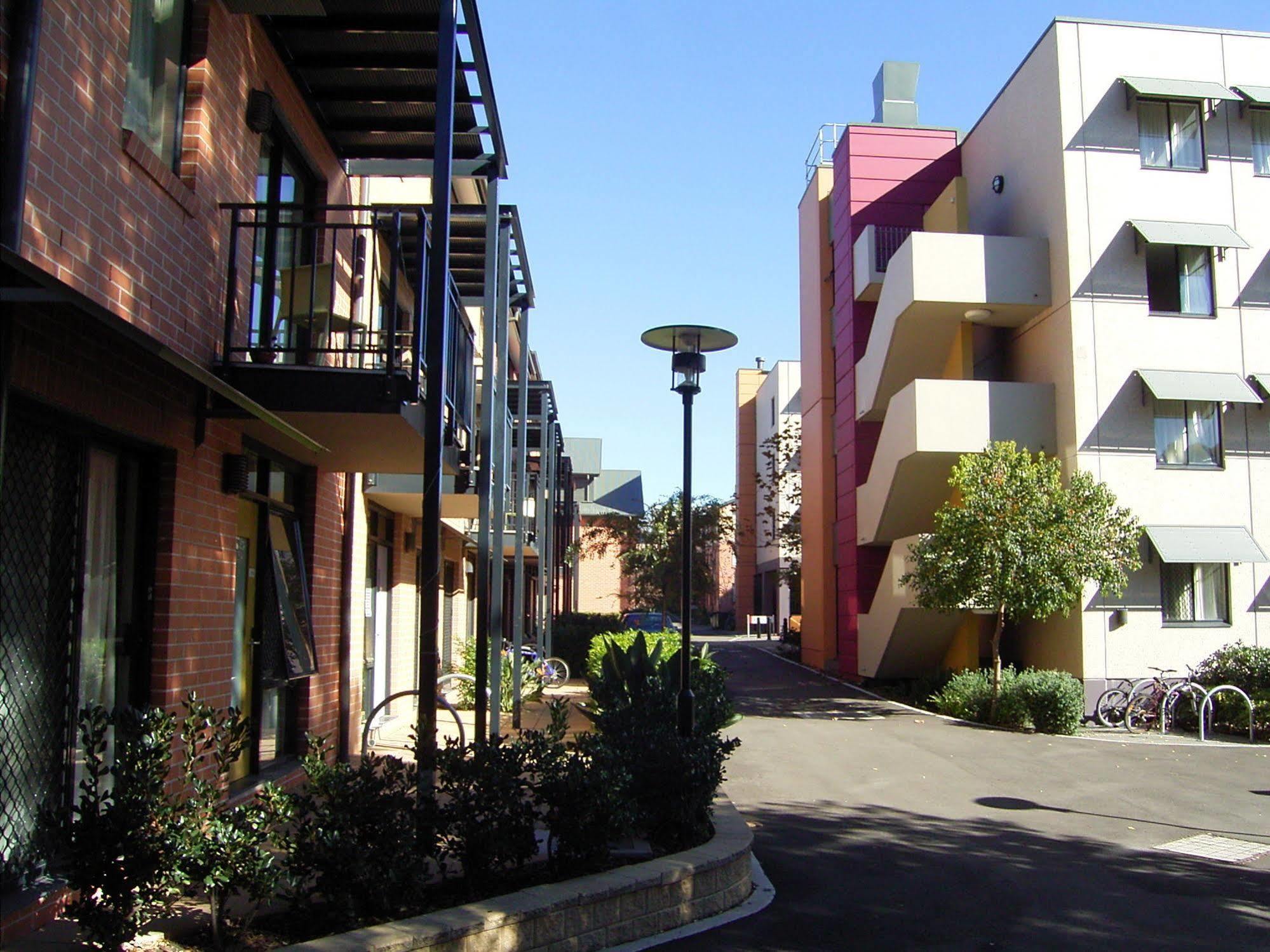 Sydney University Village Экстерьер фото